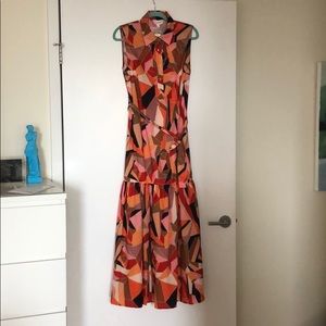Bold maxi dress with trumpet bottom